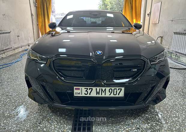 BMW i5