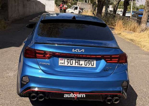 Kia Forte 2022 — լուսանկար 5