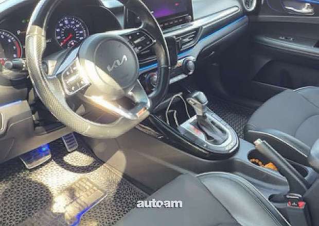 Kia Forte 2022 — լուսանկար 7