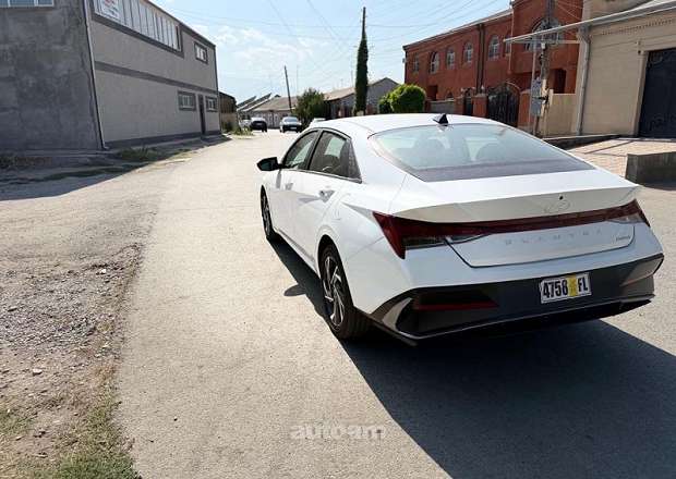 Hyundai Elantra 2025 — լուսանկար 6