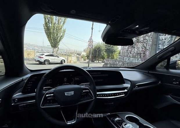 Cadillac Lyriq 2024 — լուսանկար 8