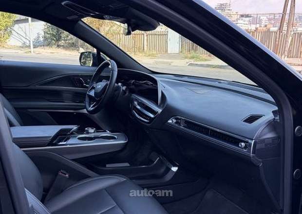 Cadillac Lyriq 2024 — լուսանկար 10