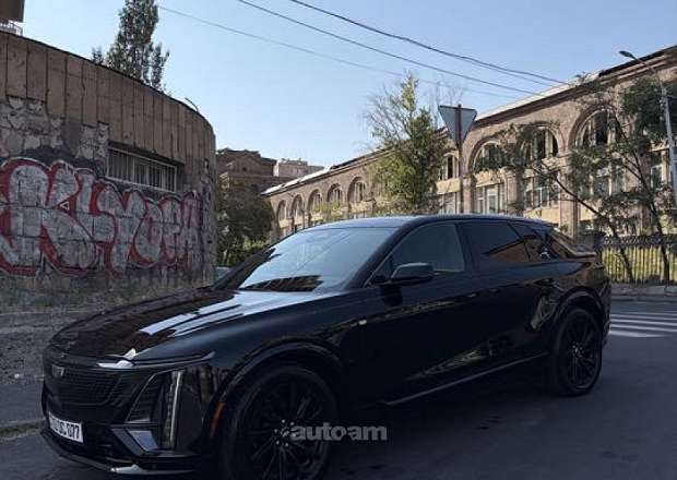 Cadillac Lyriq 2024 — լուսանկար 1