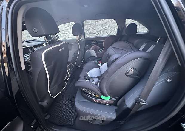 Kia Sorento 2019 — լուսանկար 11