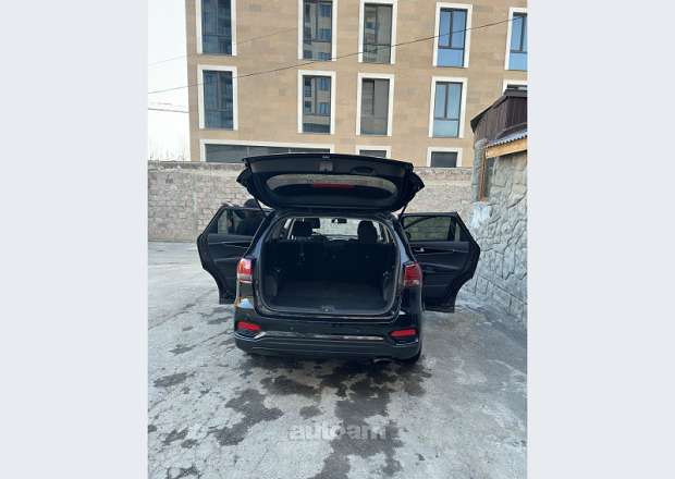 Kia Sorento 2019 — լուսանկար 5