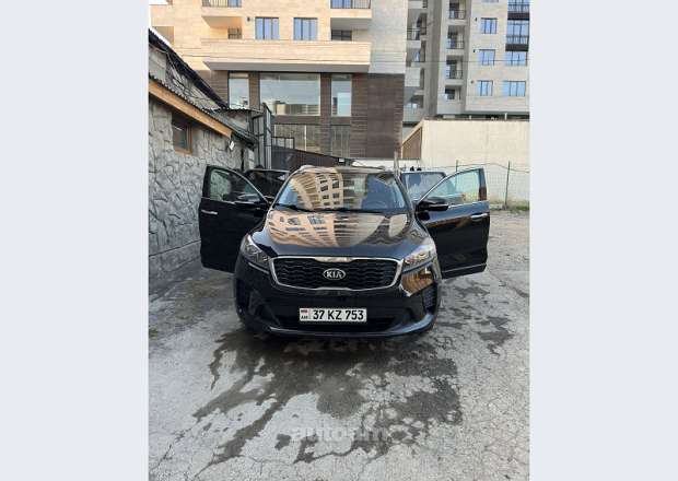Kia Sorento 2019 — լուսանկար 7
