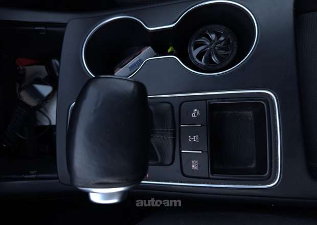 Kia Sorento 2019 — լուսանկար 14