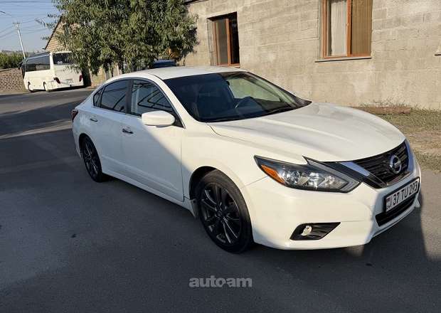 Nissan Altima 2018 — լուսանկար 6