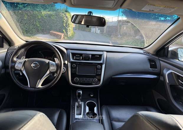 Nissan Altima 2018 — լուսանկար 9