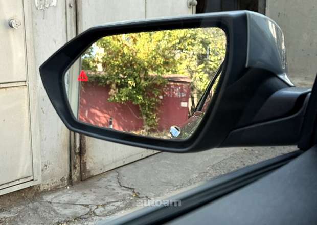 Hyundai Elantra 2022 — photo 13