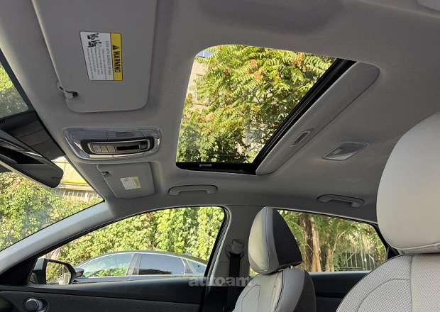 Hyundai Elantra 2022 — photo 12