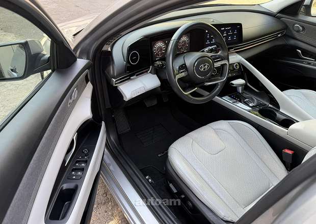 Hyundai Elantra 2022 — photo 8