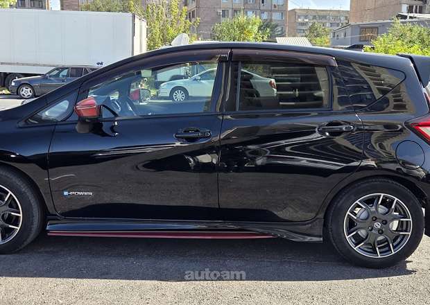 Nissan Note 2018 — լուսանկար 8