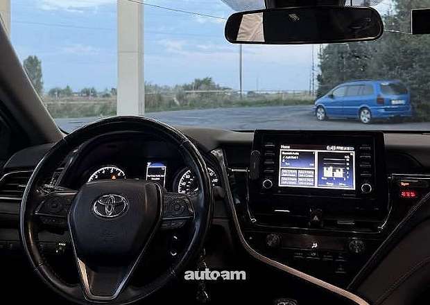 Toyota Camry 2021 — фото 7