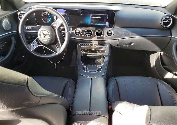 Mercedes-Benz E 350 2022 — լուսանկար 11