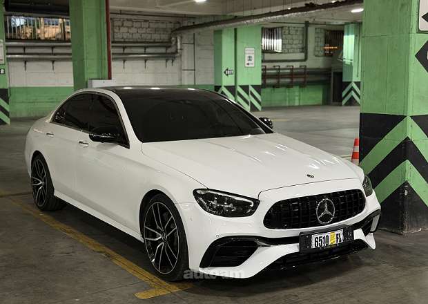 Mercedes-Benz E 350 2022 — լուսանկար 1