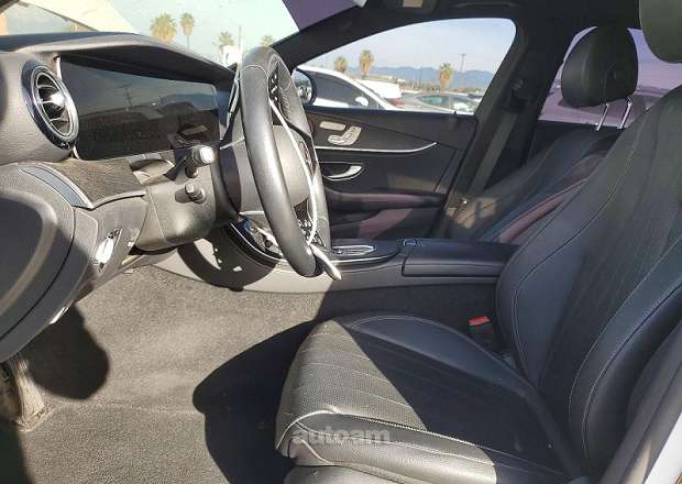 Mercedes-Benz E 350 2022 — լուսանկար 12