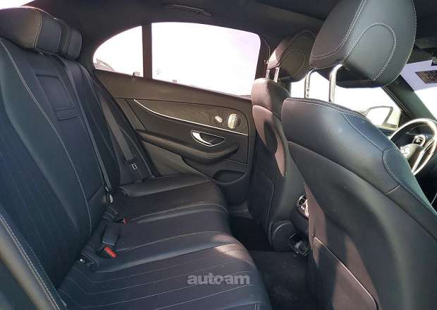 Mercedes-Benz E 350 2022 — լուսանկար 13
