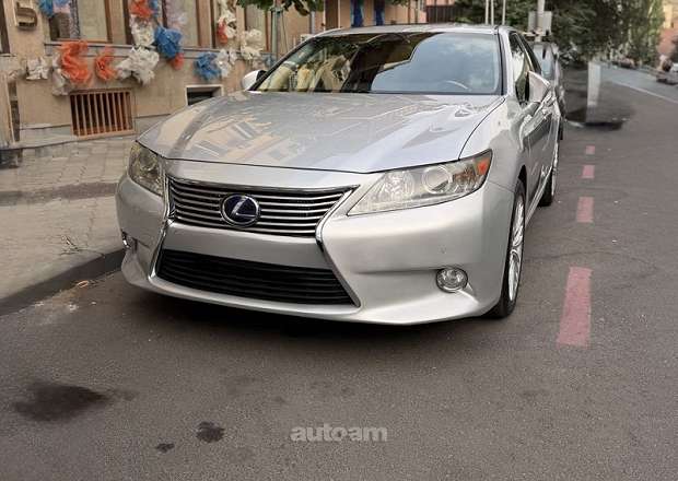 Lexus ES 300 2013 — լուսանկար 1