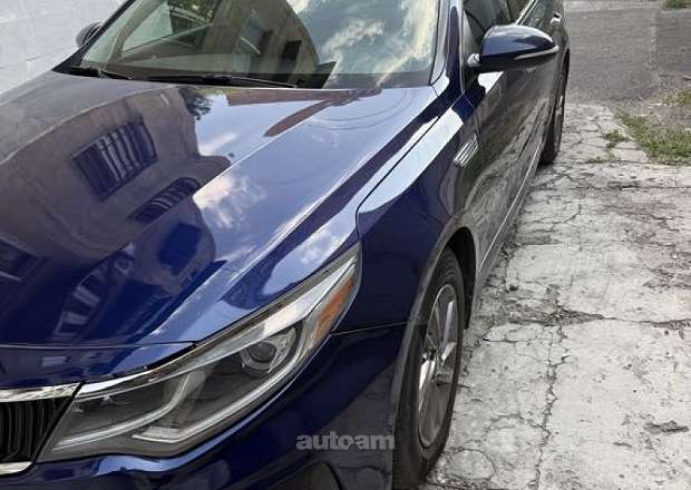 Kia Optima 2019 — լուսանկար 4
