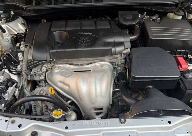 Toyota Camry 2010 — լուսանկար 5