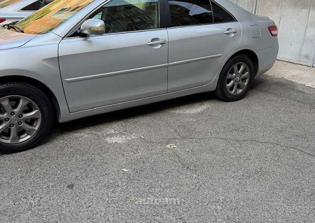 Toyota Camry 2010 — լուսանկար 6