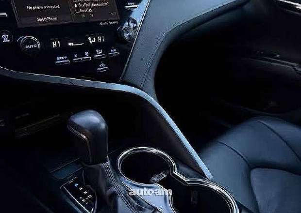 Toyota Camry 2019 — լուսանկար 4