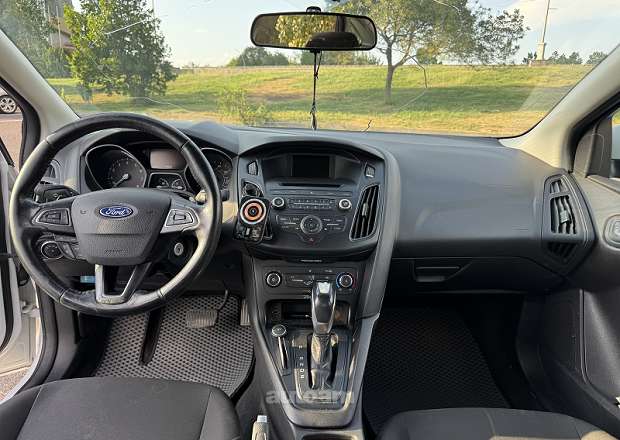 Ford Focus 2015 — լուսանկար 6