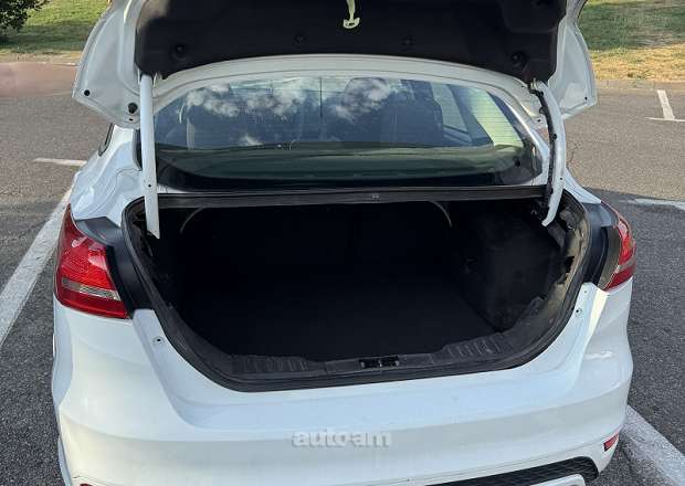 Ford Focus 2015 — լուսանկար 3
