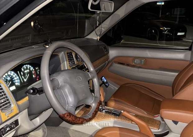 Infiniti QX4 2000 — լուսանկար 7