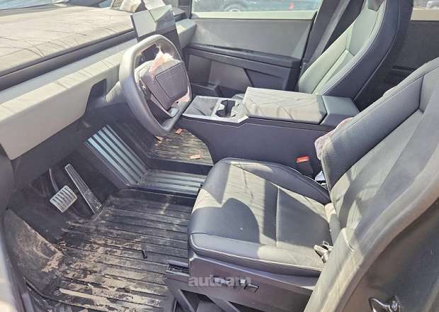 Tesla Cybertruck 2024 — photo 9
