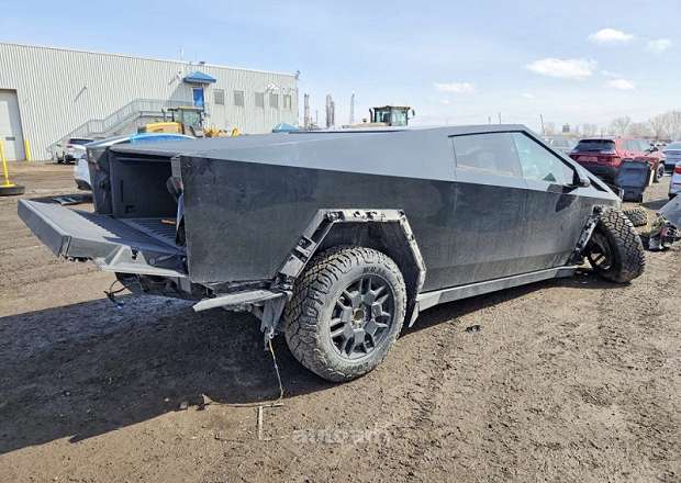 Tesla Cybertruck 2024 — photo 4