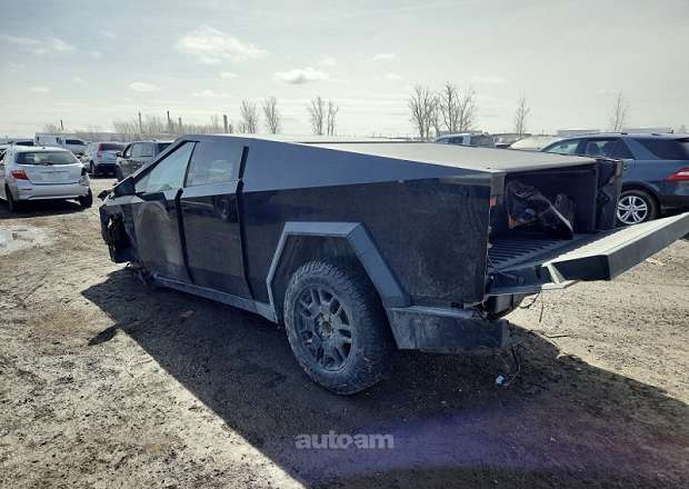 Tesla Cybertruck 2024 — photo 3