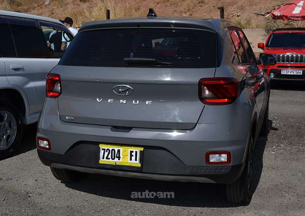 Hyundai Venue 2020 — լուսանկար 14