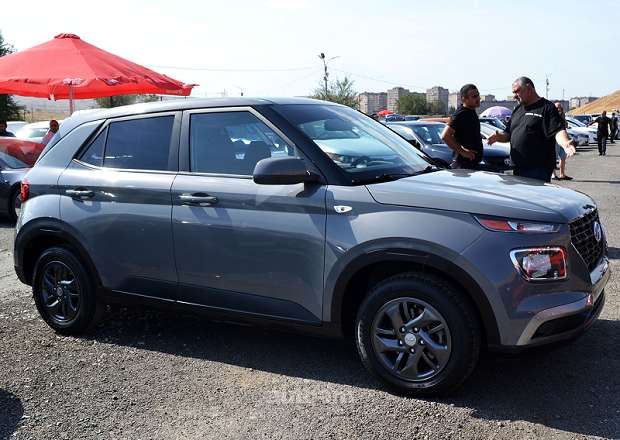 Hyundai Venue 2020 — լուսանկար 4