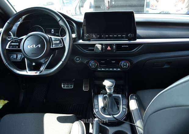Kia Forte 2022 — լուսանկար 5