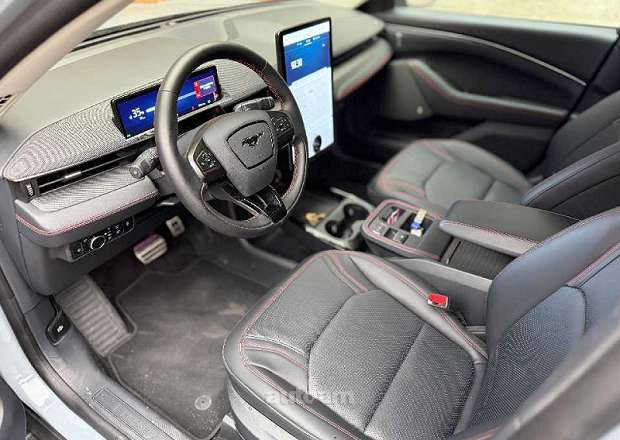 Volkswagen ID.4 2025 — լուսանկար 6