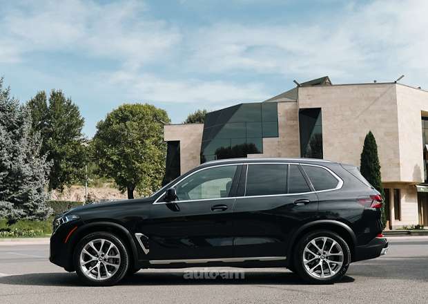BMW X5 2023 — լուսանկար 6
