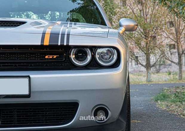 Dodge Challenger 2023 — լուսանկար 9