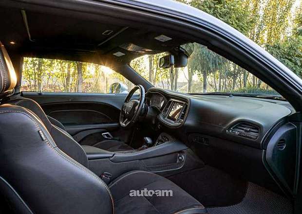 Dodge Challenger 2023 — լուսանկար 12