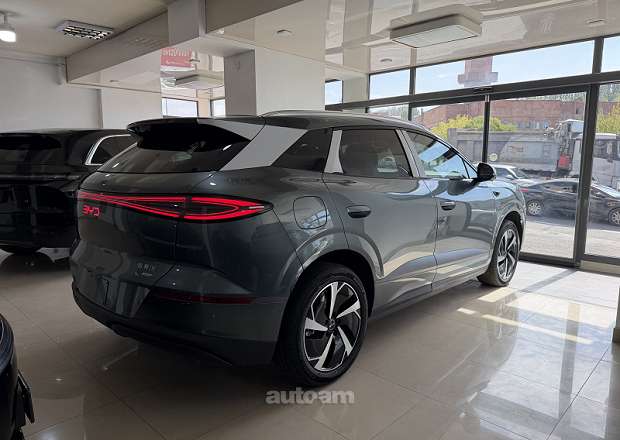 BYD SEA Lion 06