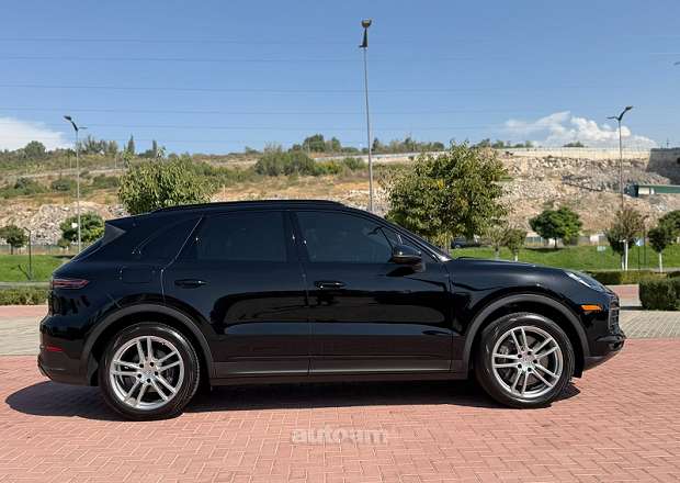Porsche Cayenne 2022 — photo 7