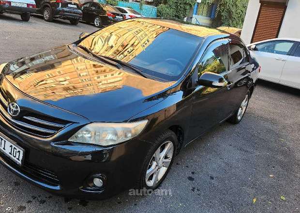 Toyota Corolla 2010 — լուսանկար 2