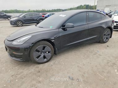 Tesla Model 3  2022 