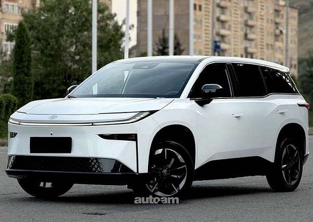 Toyota BZ3X 2025 — լուսանկար 1