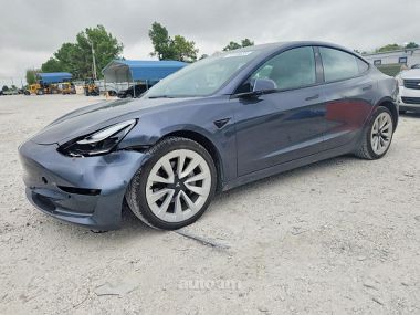 Tesla Model 3  2022 