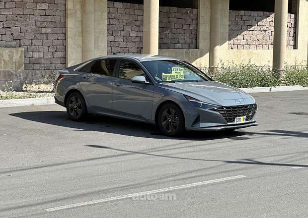 Hyundai Elantra 2021 — լուսանկար 8