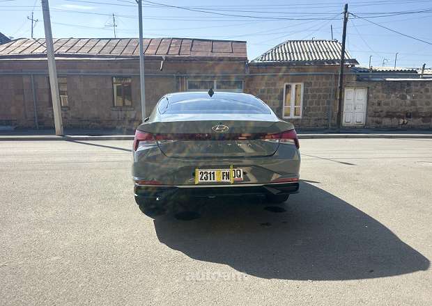 Hyundai Elantra 2021 — լուսանկար 6