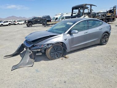 Tesla Model 3  2025 