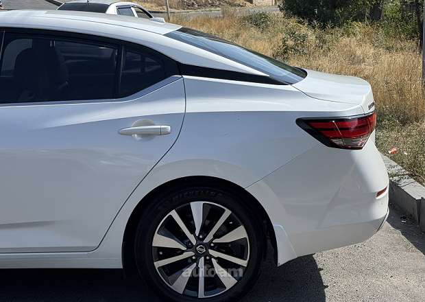 Nissan Sentra 2021 — լուսանկար 7